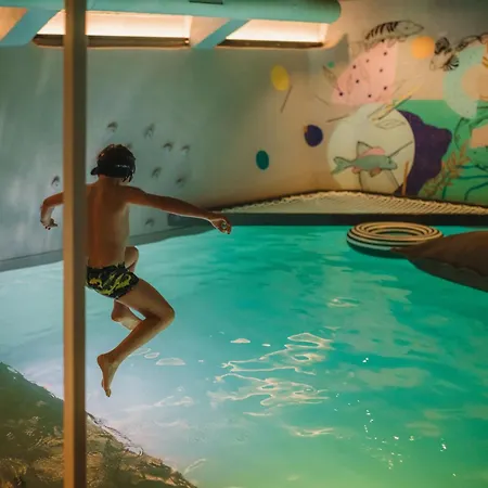 Kindadom - Maison Pour Insolites Et Inoubliables En Belgique Nyaraló Montzen