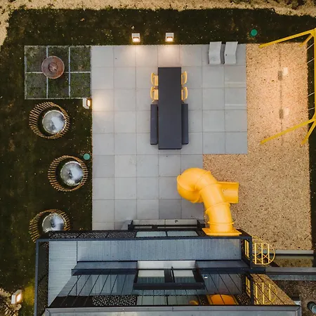 Kindadom - Maison Pour Insolites Et Inoubliables En Belgique Montzen