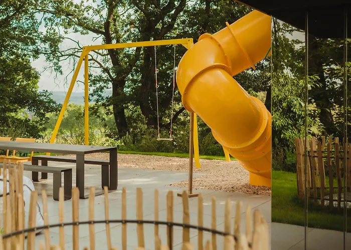 Kindadom - Maison Pour Insolites Et Inoubliables En Belgique Montzen