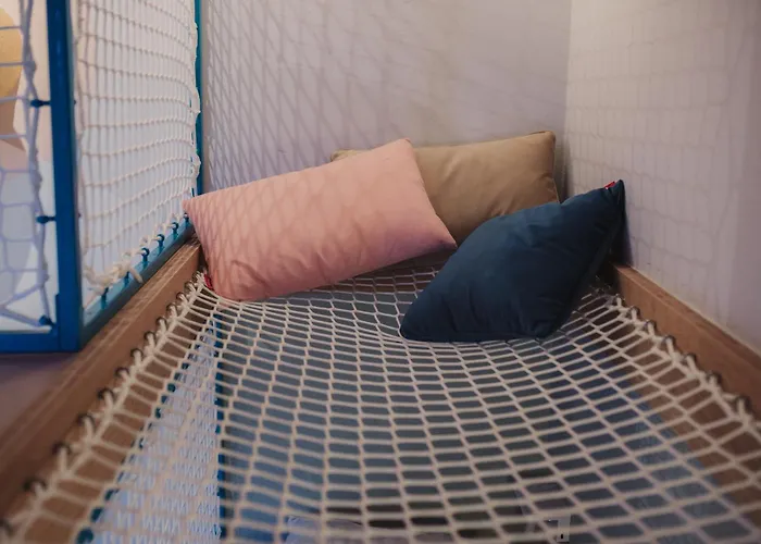 Kindadom - Maison Pour Insolites Et Inoubliables En Belgique * Montzen