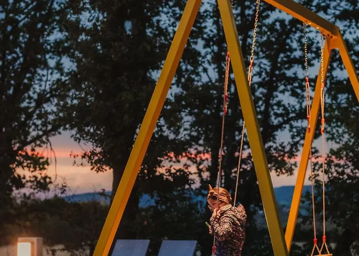 Kindadom - Maison Pour Insolites Et Inoubliables En Belgique * Montzen